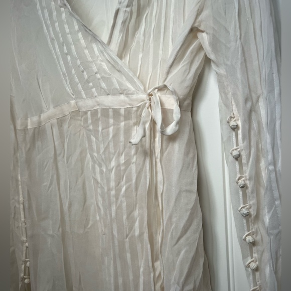 100% Silk Dress - Picture 2 of 4